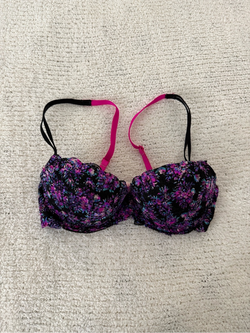 VS PINK Date Bra 34B Push-Up